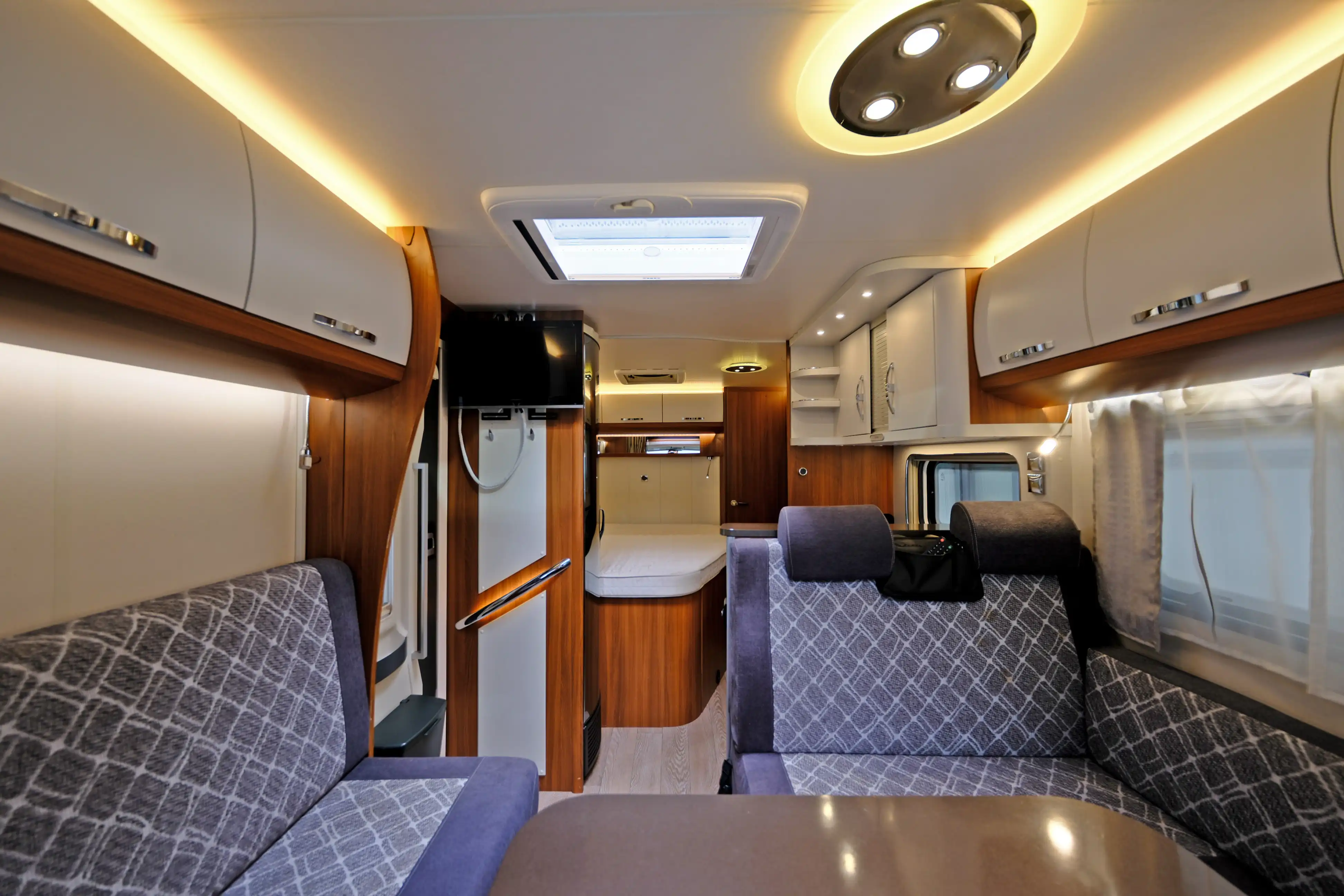 HOBBY Optima De Luxe T 70 F